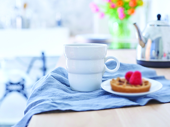 8117-Shinno-Mug-table-inside-_LoRes